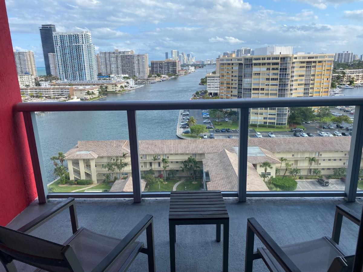 Beachwalk 1B 1B Incredible View Apartment 14 A Hallandale Beach Exterior photo